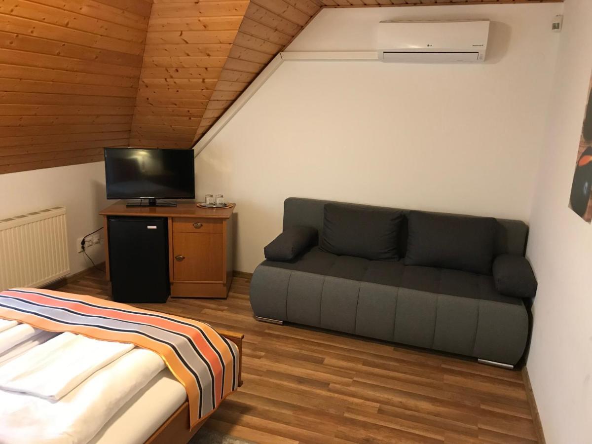 Zoeldteto Panzio Bed & Breakfast Balatonfüred Dış mekan fotoğraf