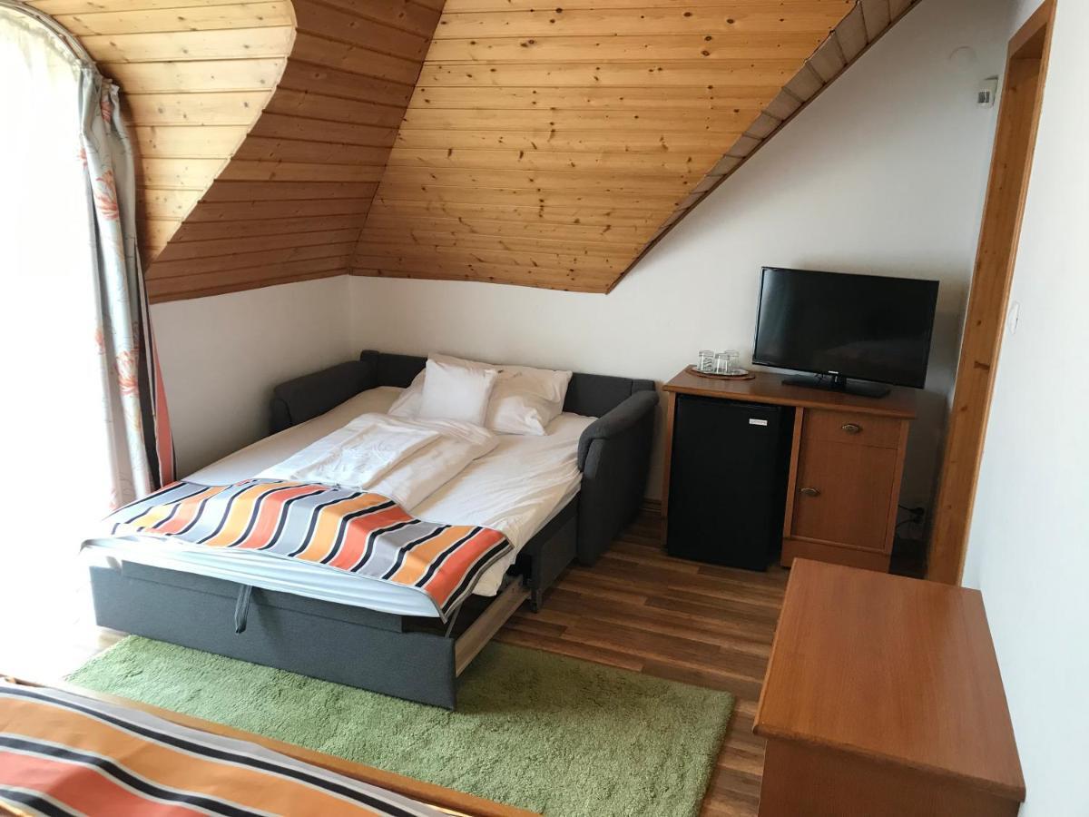 Zoeldteto Panzio Bed & Breakfast Balatonfüred Dış mekan fotoğraf