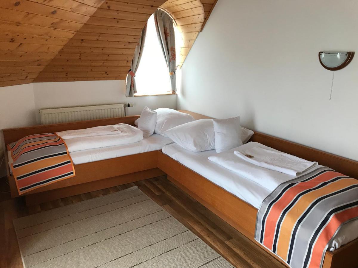Zoeldteto Panzio Bed & Breakfast Balatonfüred Dış mekan fotoğraf
